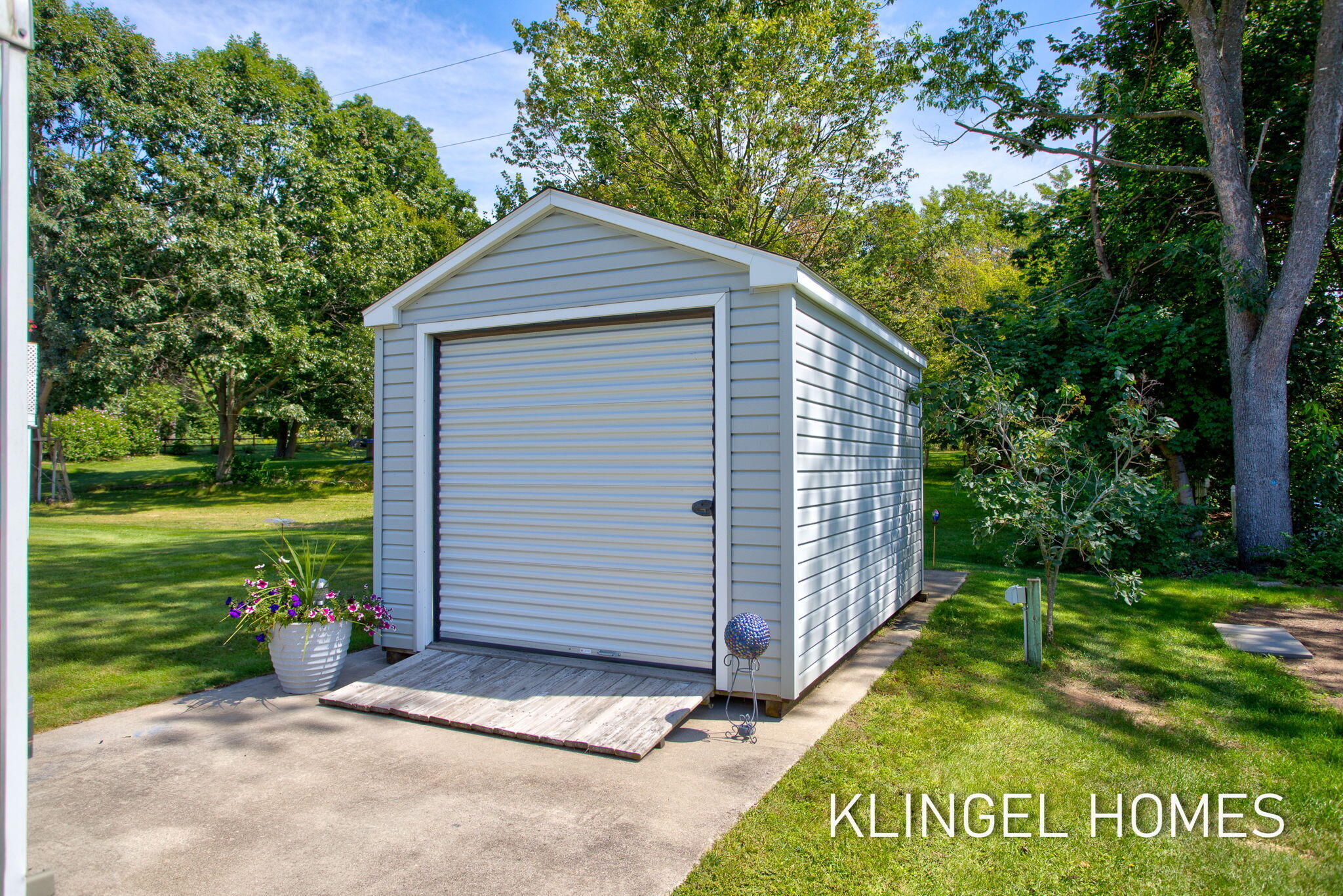 11984 Chickory Drive Grand Haven MI 49417