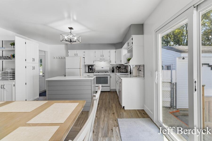 934 Harding Street NW Grand Rapids MI 49544