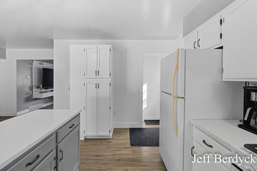 934 Harding Street NW Grand Rapids MI 49544