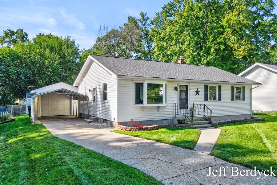 934 Harding Street NW Grand Rapids MI 49544