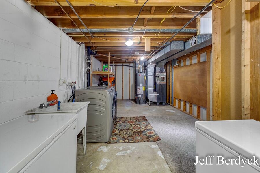 934 Harding Street NW Grand Rapids MI 49544