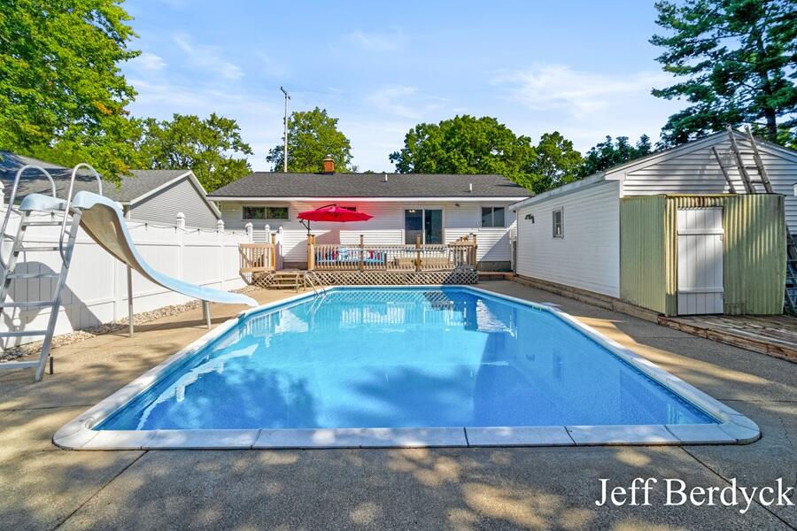 934 Harding Street NW Grand Rapids MI 49544