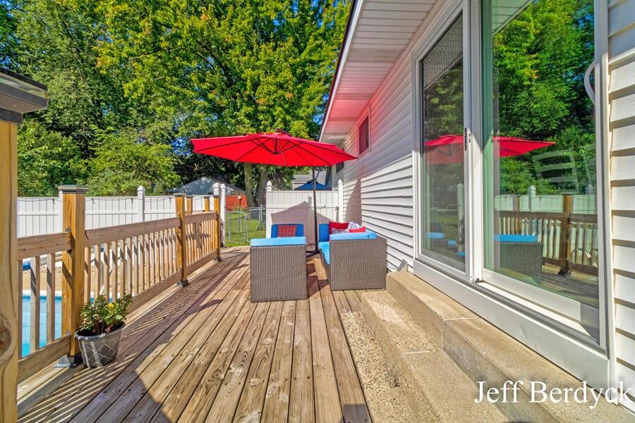 934 Harding Street NW Grand Rapids MI 49544