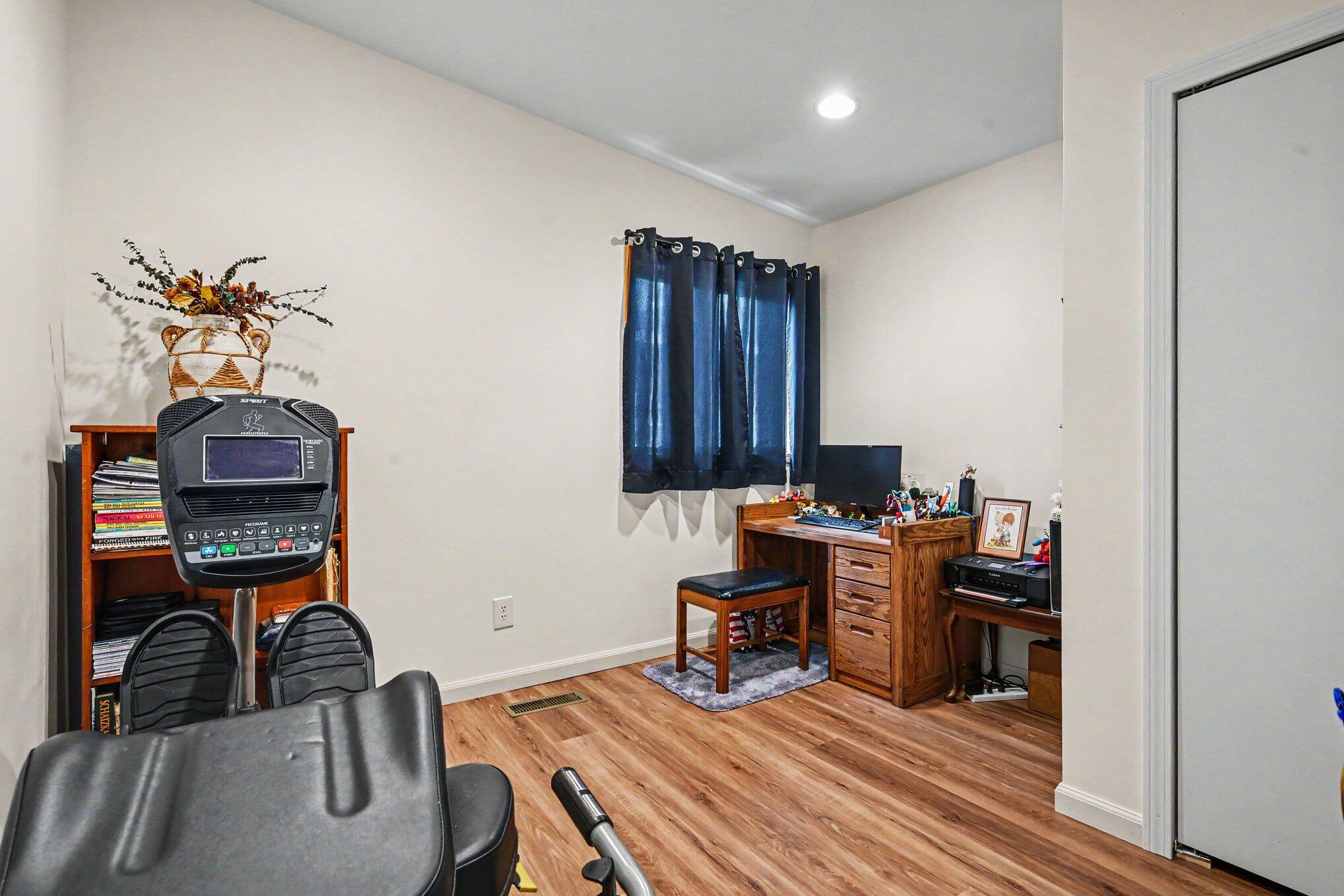 3923 Devonshire Avenue Kalamazoo MI 49006