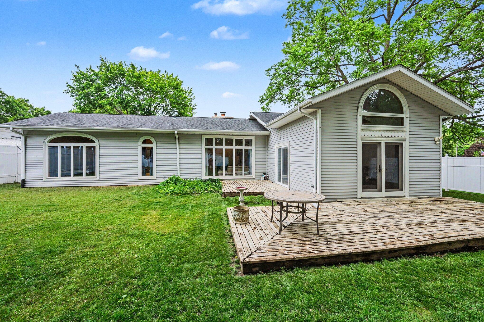 3923 Devonshire Avenue Kalamazoo MI 49006