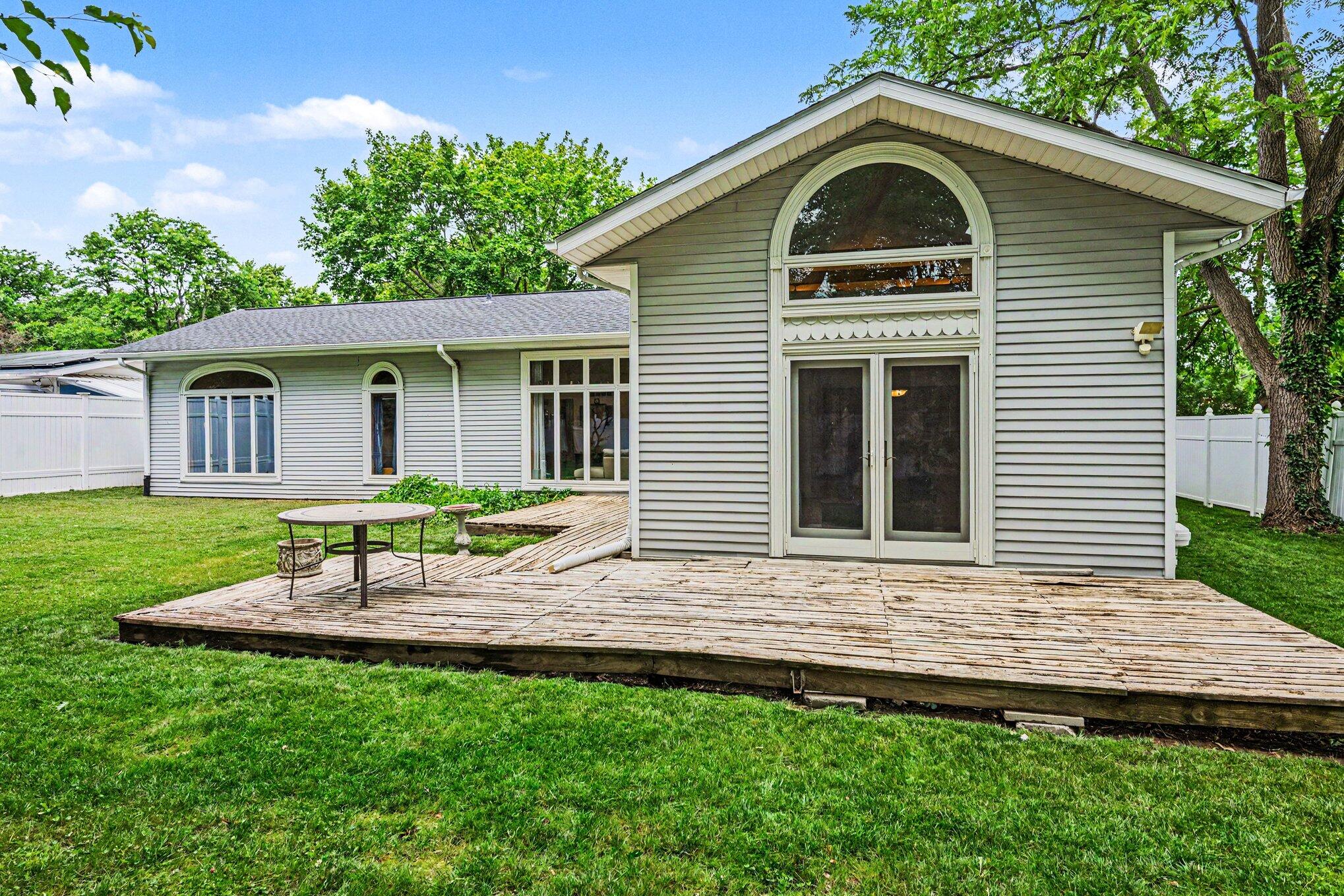 3923 Devonshire Avenue Kalamazoo MI 49006