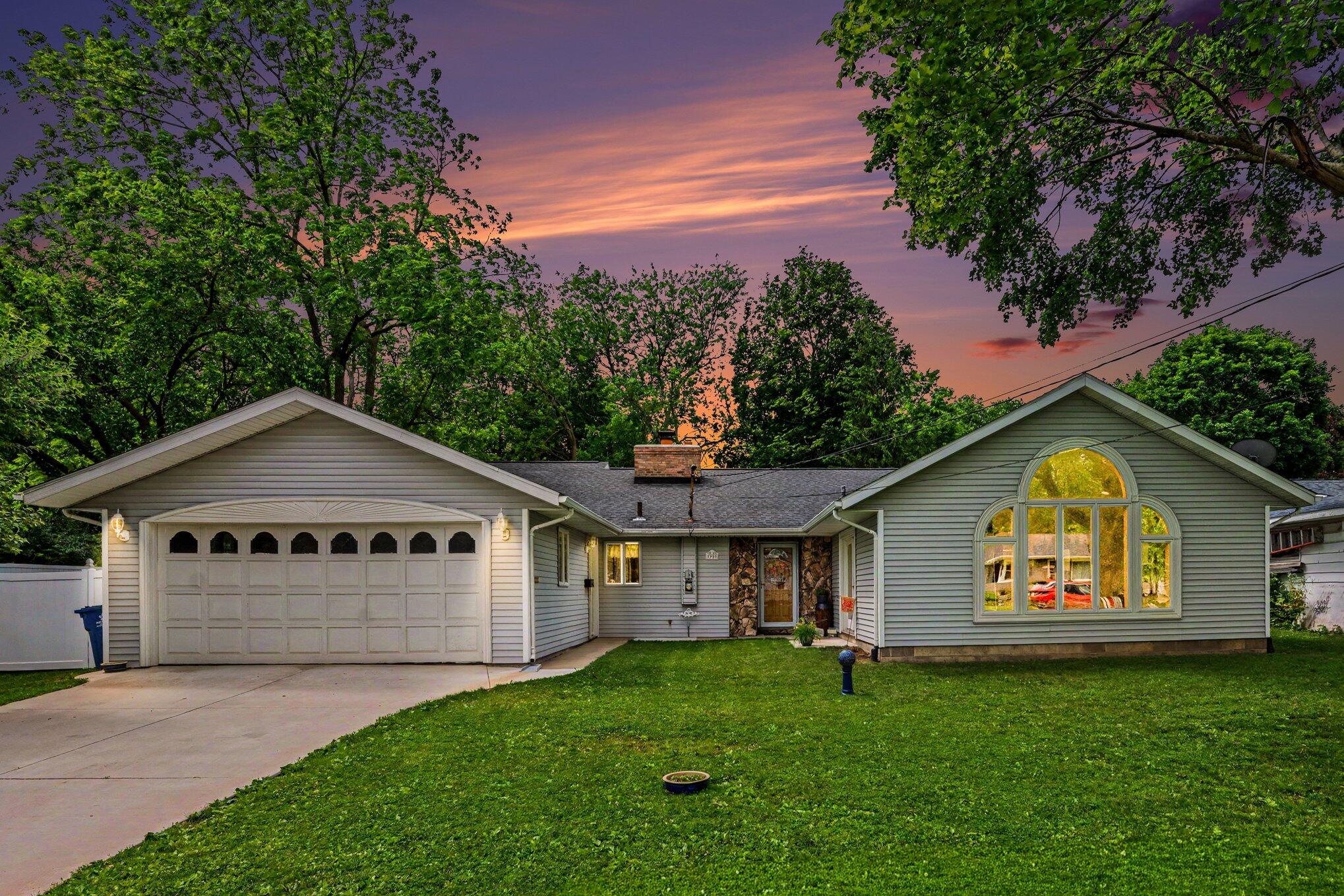3923 Devonshire Avenue Kalamazoo MI 49006