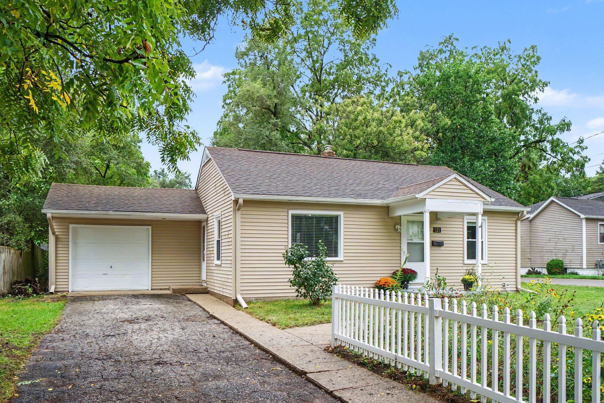 521 Hutchinson Street Kalamazoo MI 49008