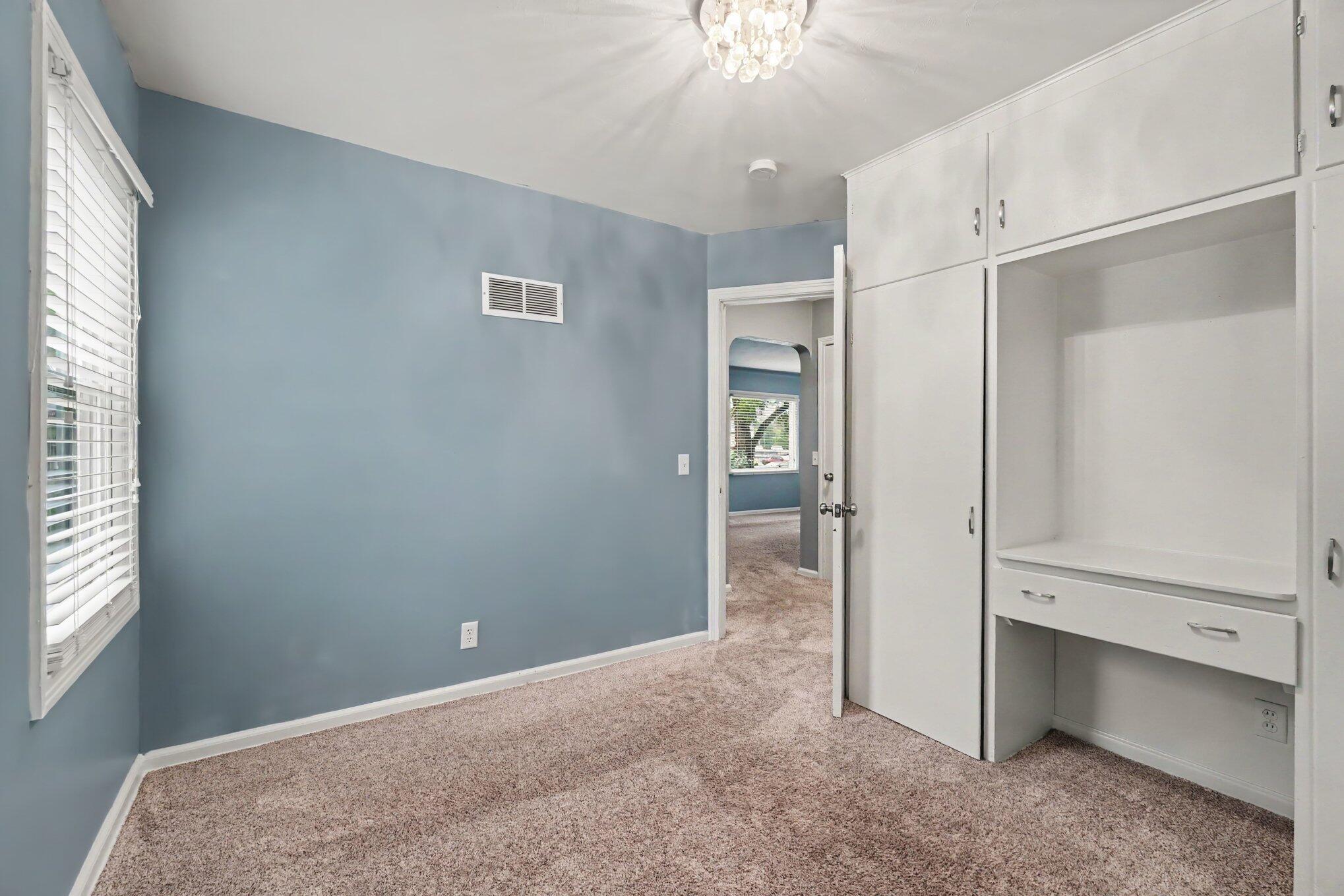 521 Hutchinson Street Kalamazoo MI 49008