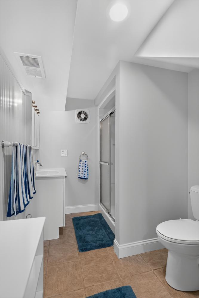 21953 Howell Drive Cassopolis MI 49031