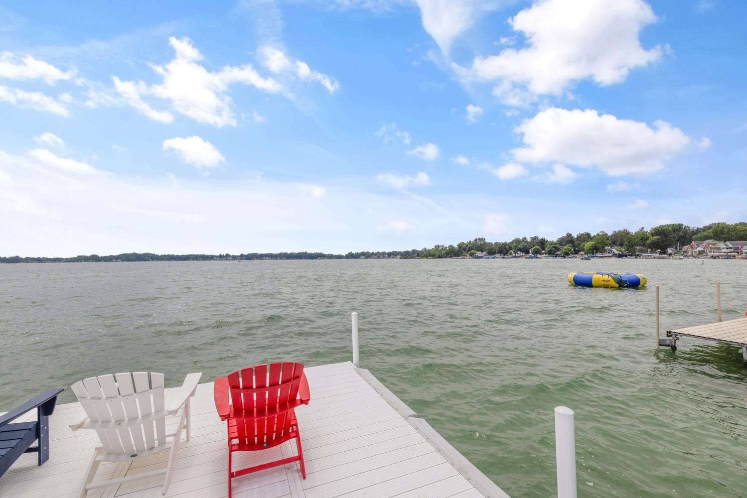21953 Howell Drive Cassopolis MI 49031