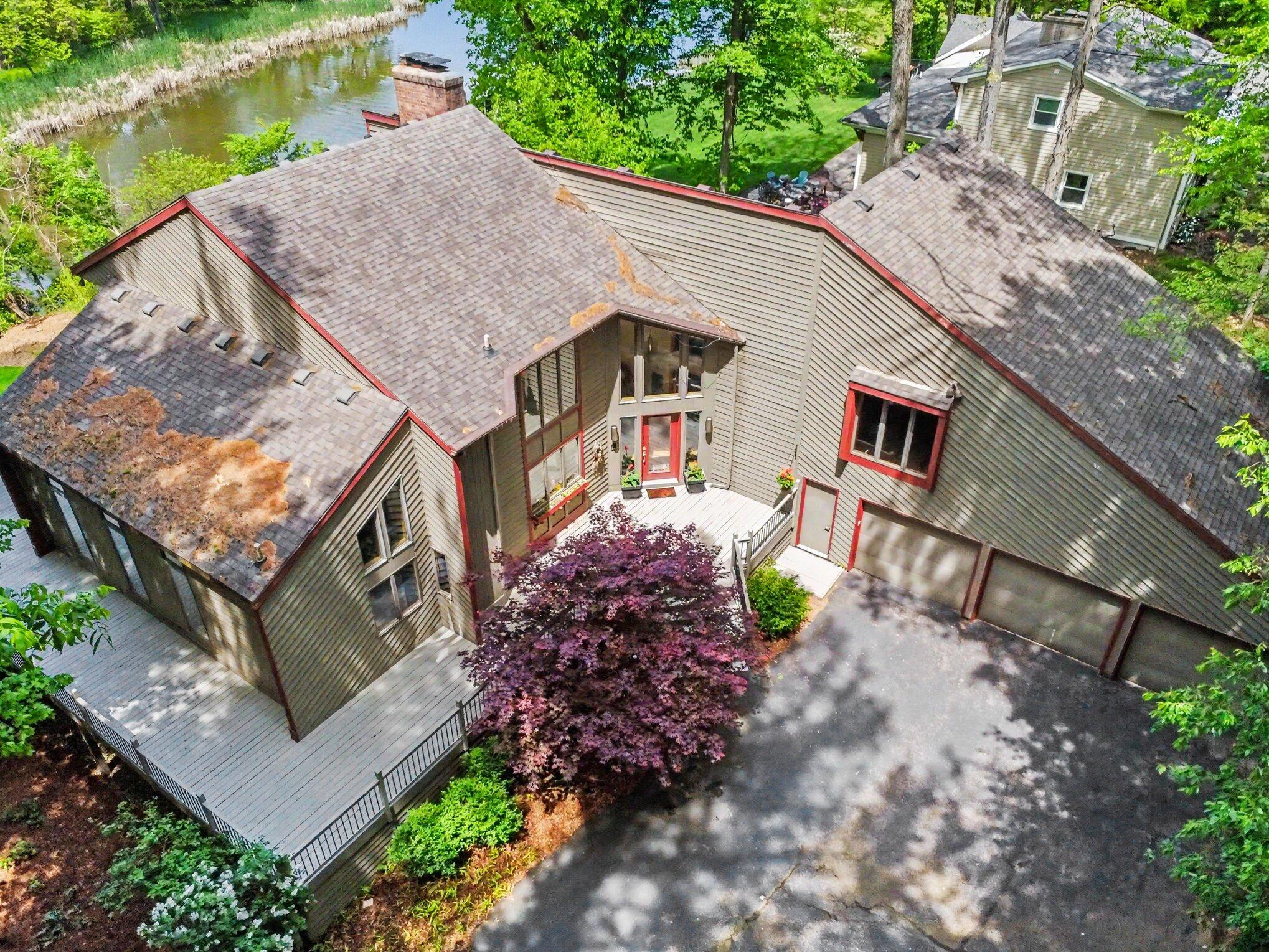 1843 Timber Trail Drive SE Ada MI 49301