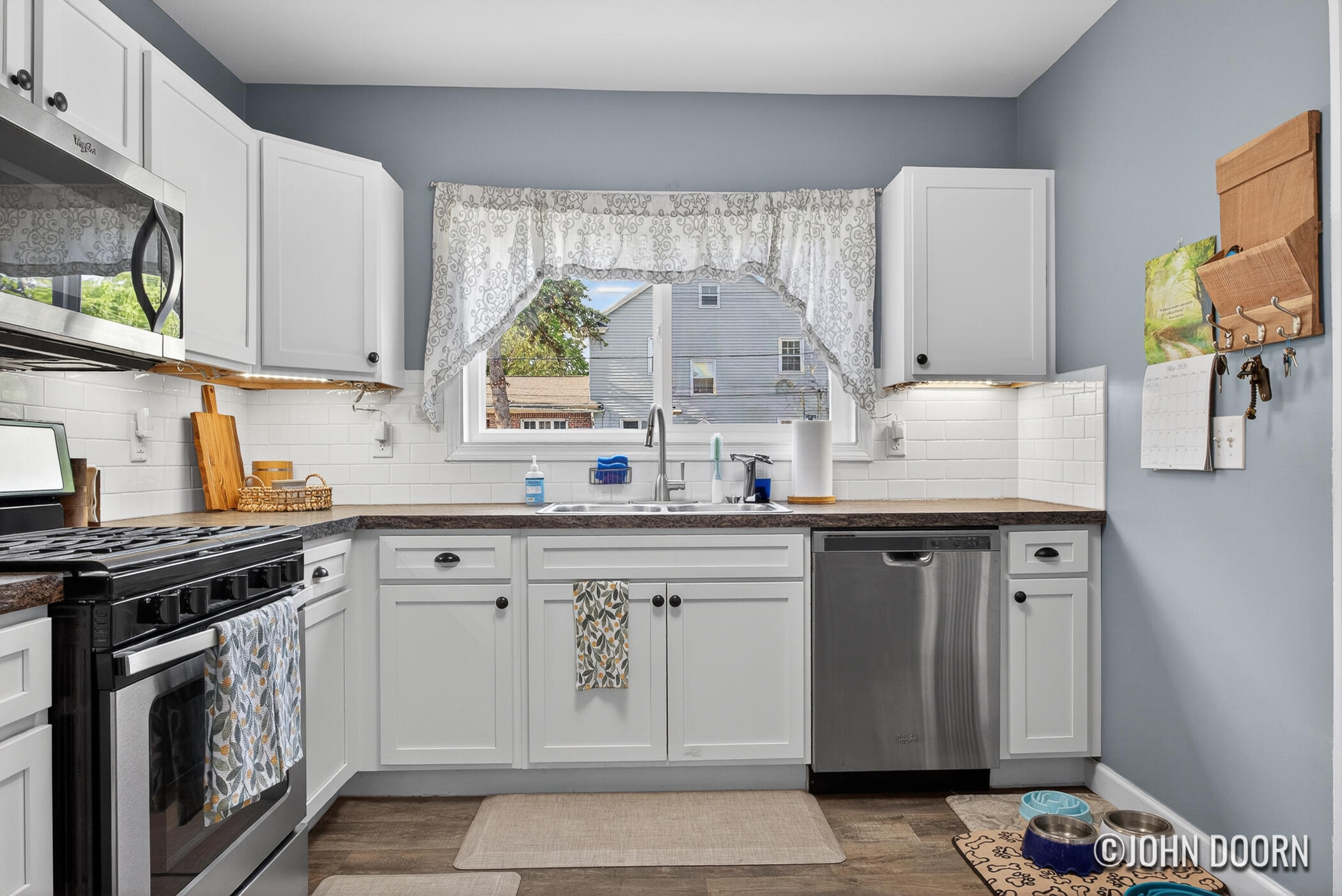 852 Diamond Avenue NE Grand Rapids MI 49503