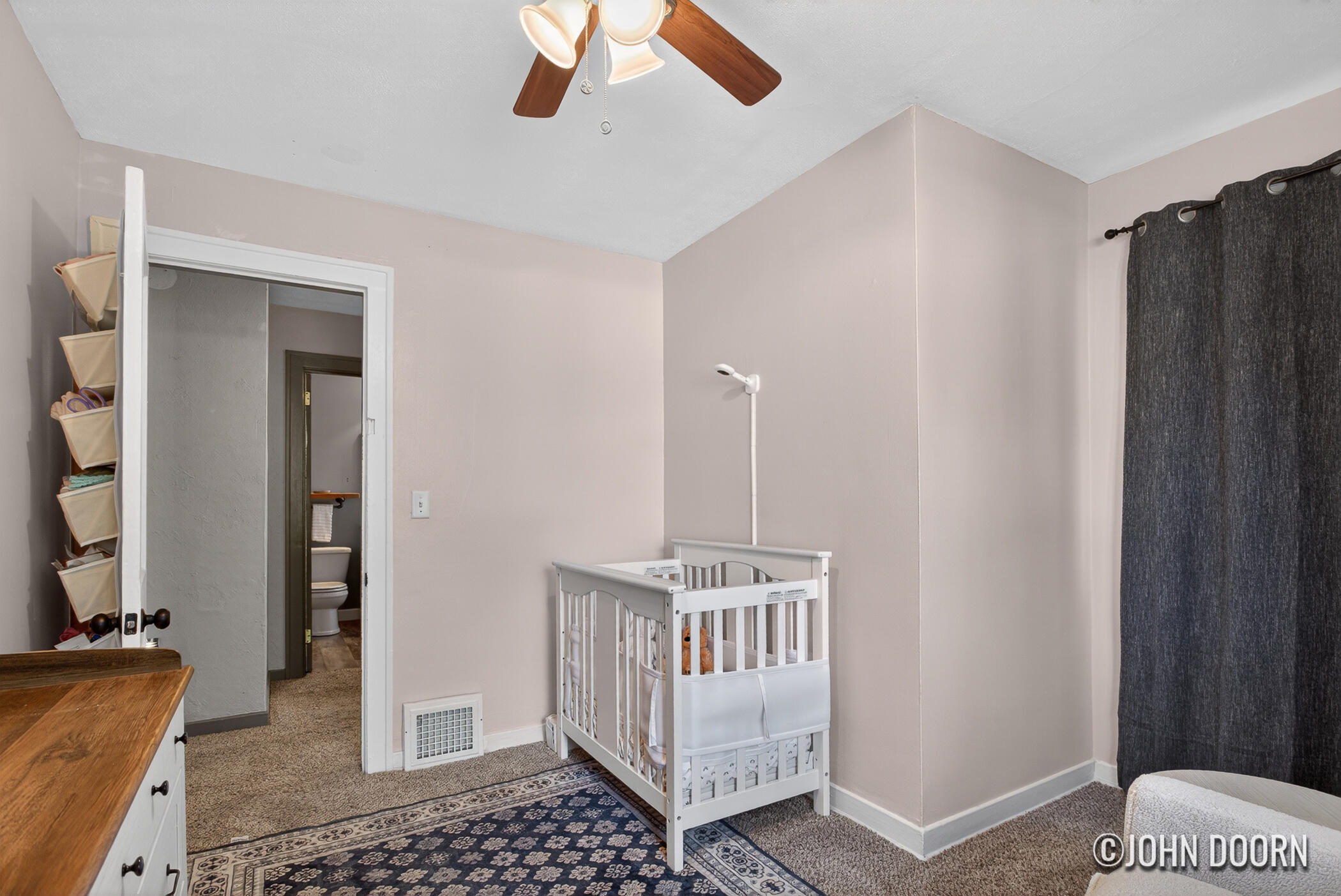 852 Diamond Avenue NE Grand Rapids MI 49503
