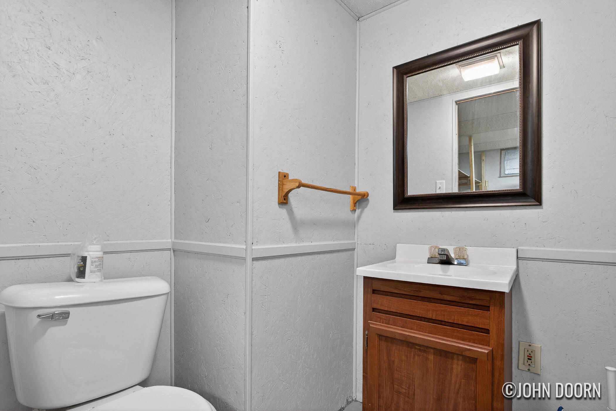 852 Diamond Avenue NE Grand Rapids MI 49503