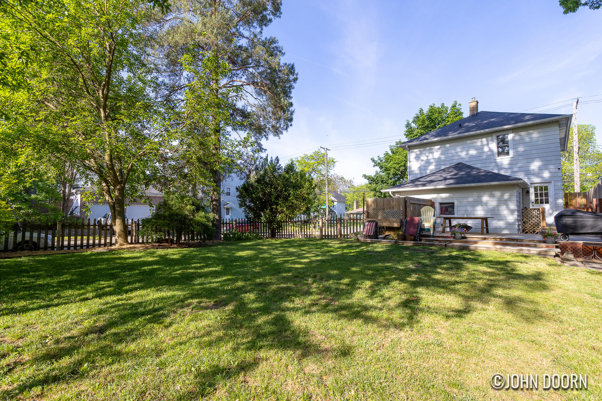 852 Diamond Avenue NE Grand Rapids MI 49503