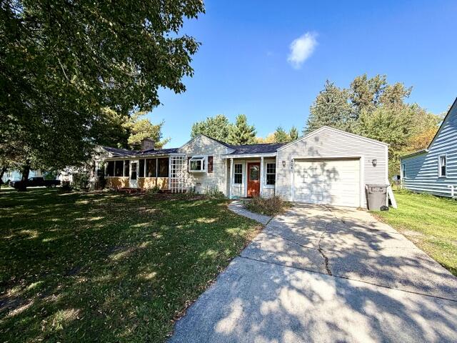 4061 Leonard Street NW Grand Rapids MI 49534
