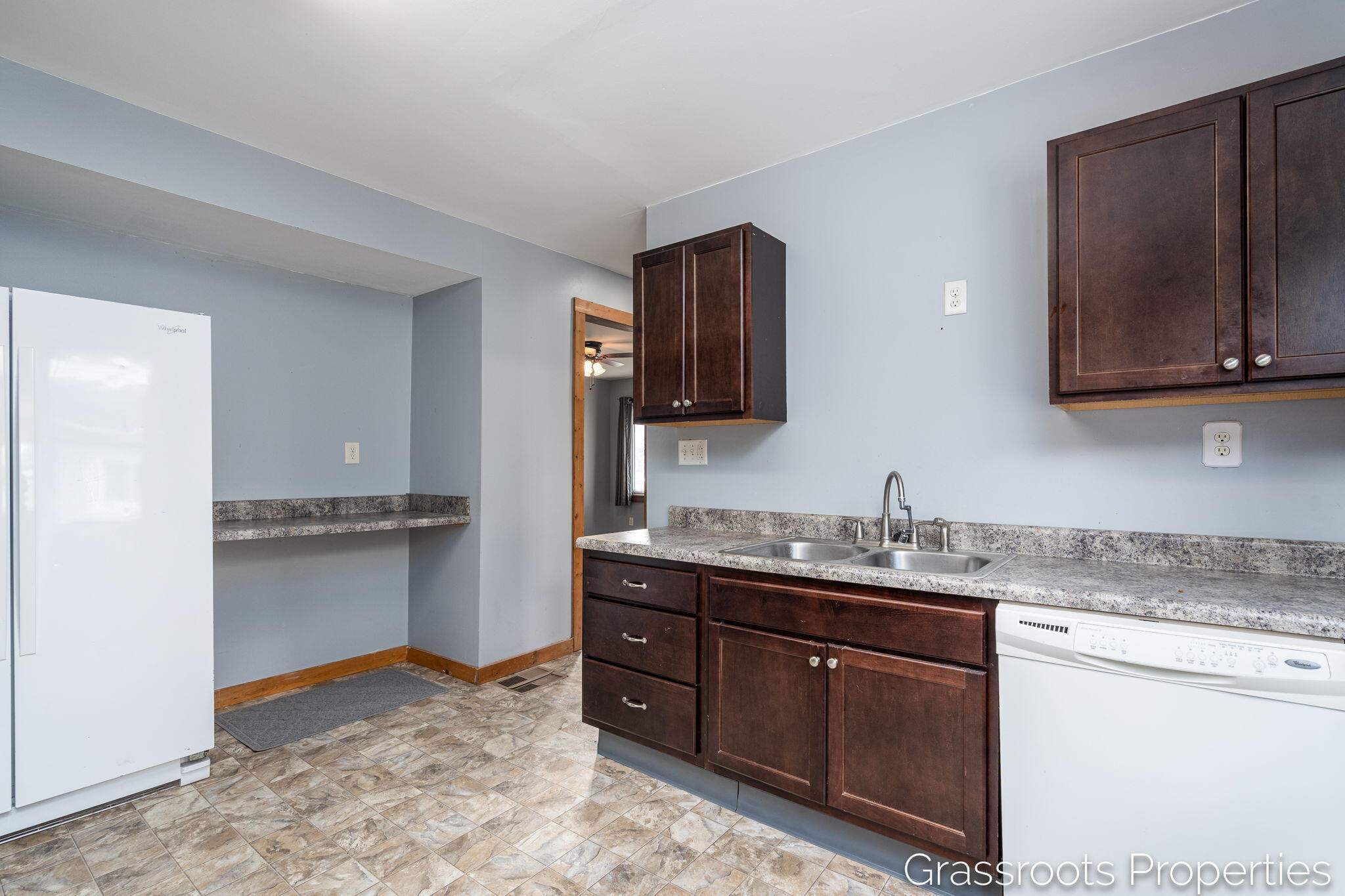 1109 Fulton Street W Grand Rapids MI 49504