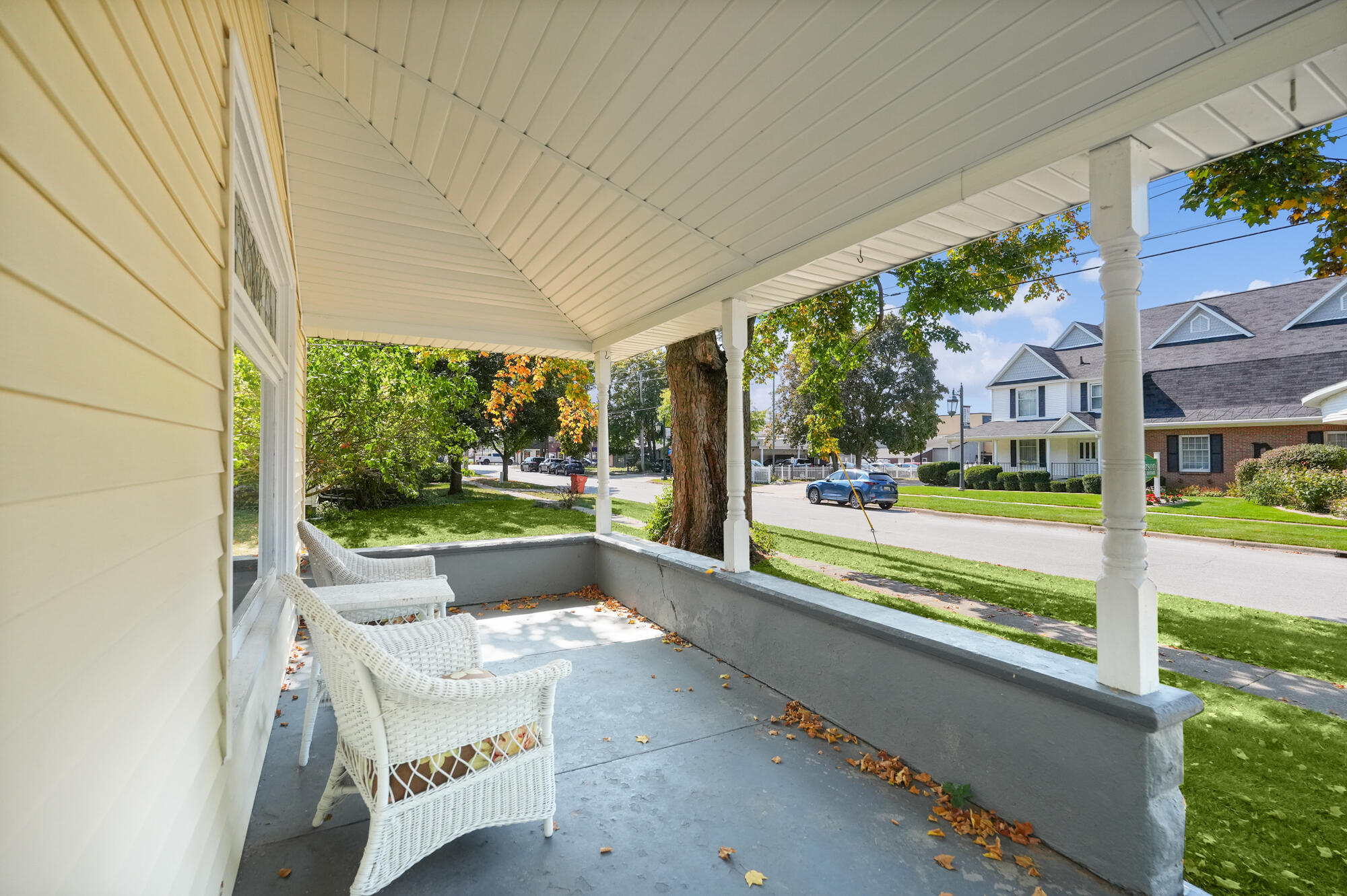 126 N Monroe Street Rockford MI 49341