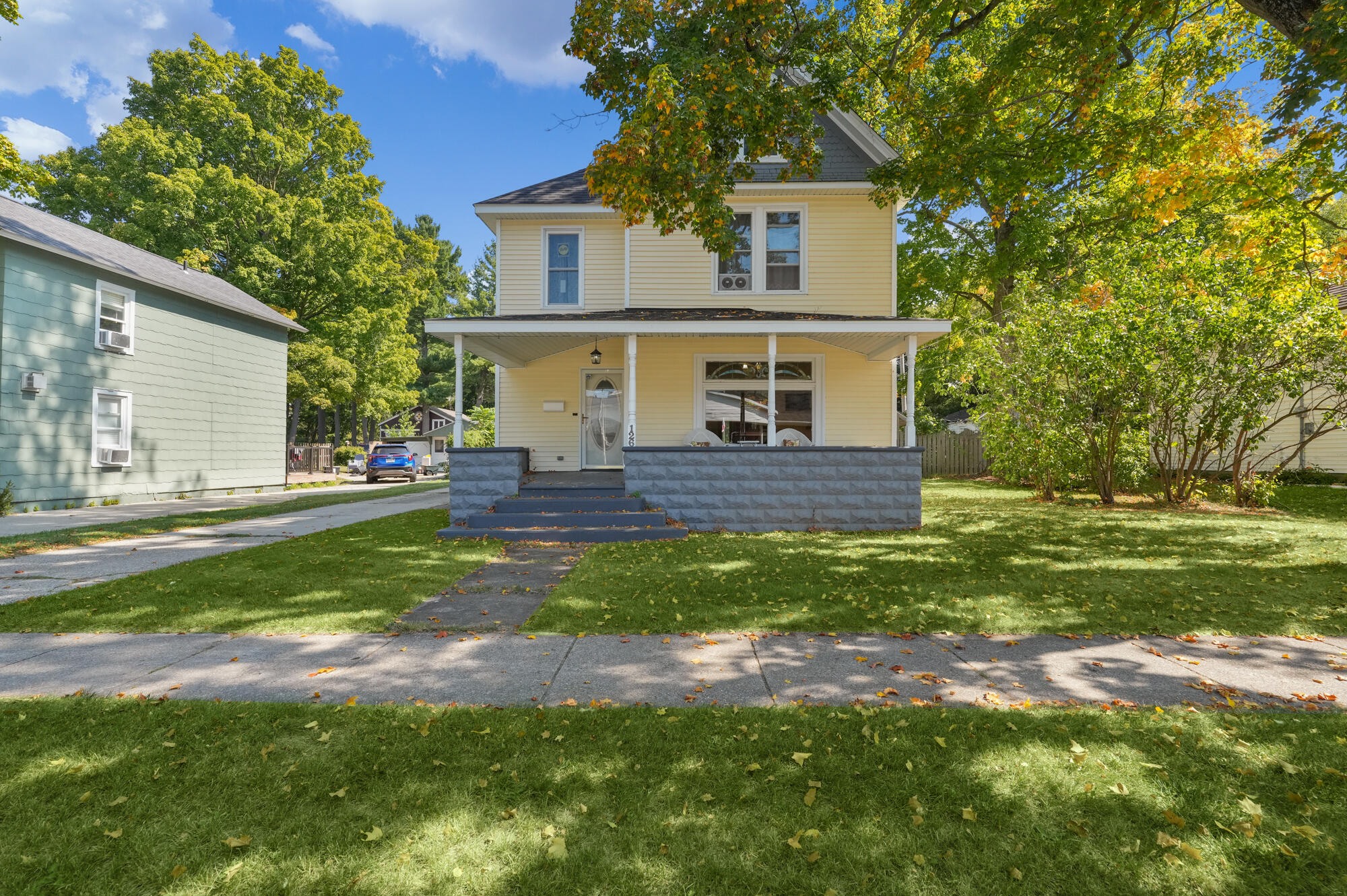 126 N Monroe Street Rockford MI 49341