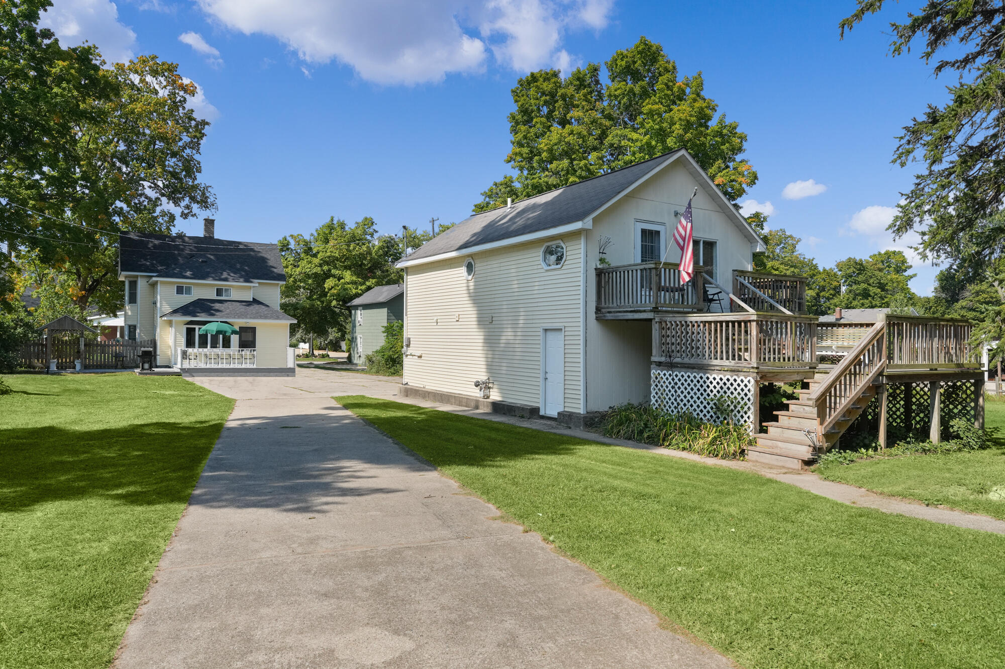 126 N Monroe Street Rockford MI 49341