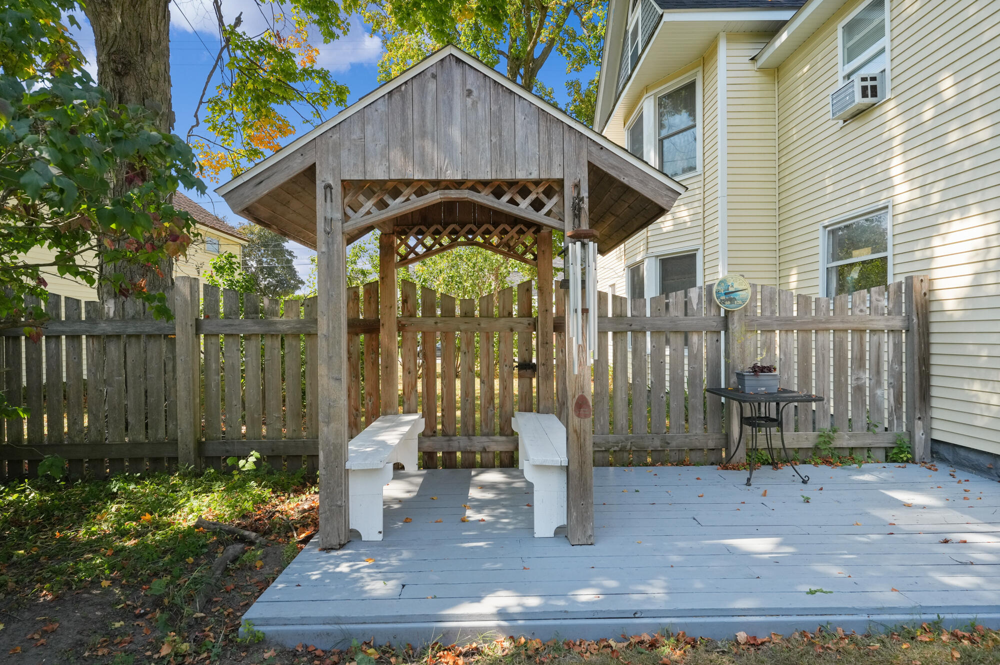 126 N Monroe Street Rockford MI 49341