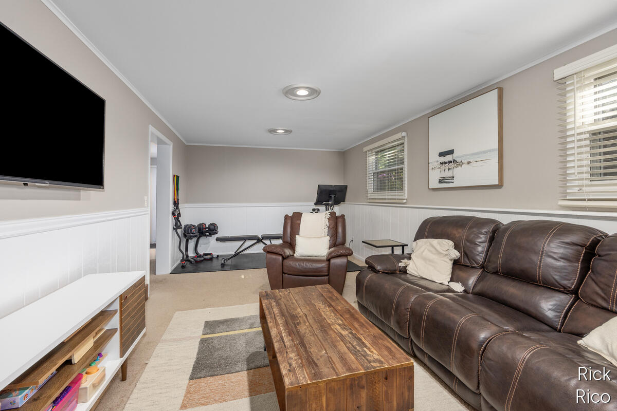 1609 Oxford Drive SE East Grand Rapids MI 49506