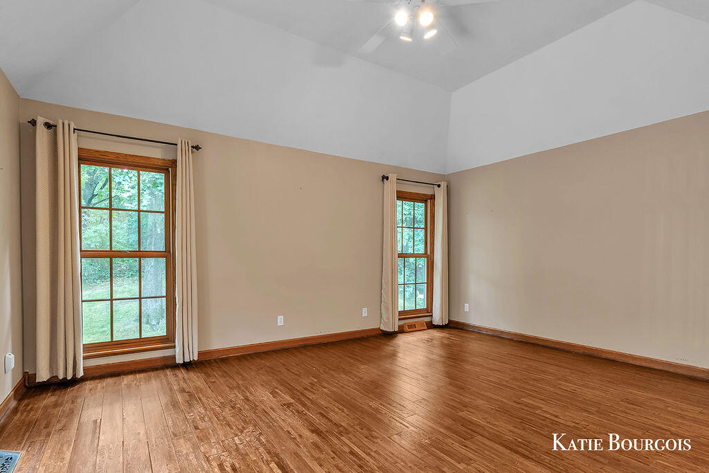5180 Brookestone Drive NE Rockford MI 49341