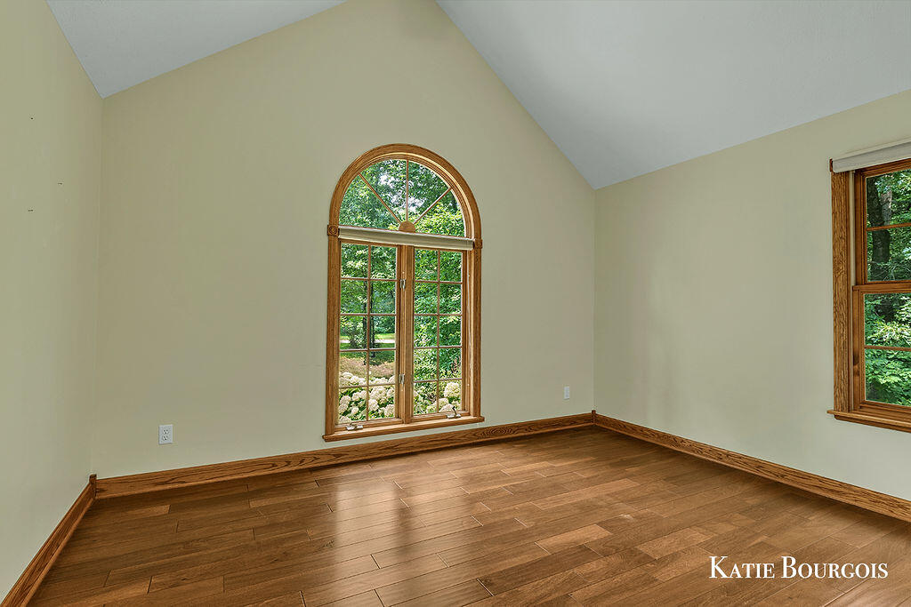 5180 Brookestone Drive NE Rockford MI 49341