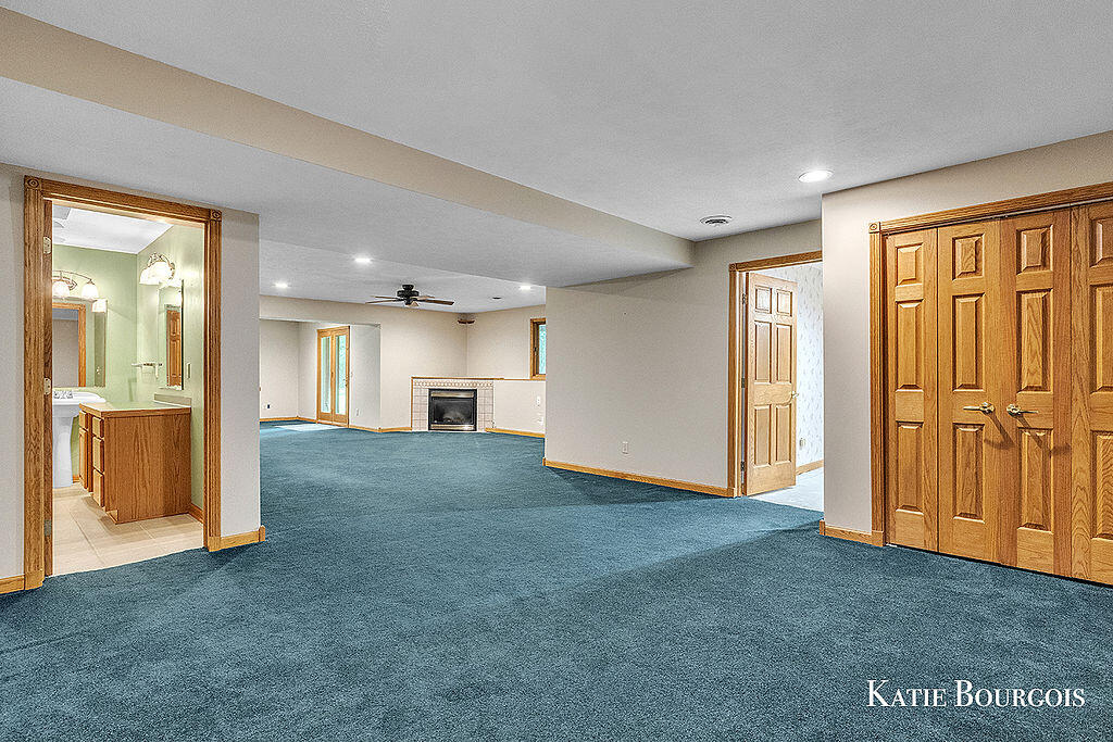 5180 Brookestone Drive NE Rockford MI 49341
