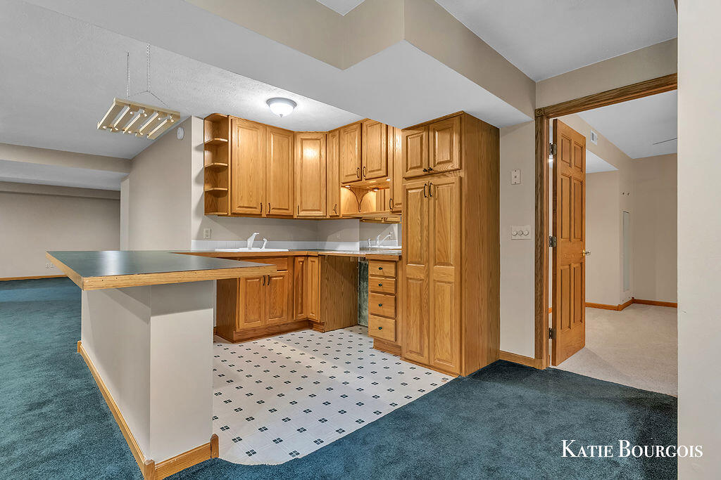 5180 Brookestone Drive NE Rockford MI 49341