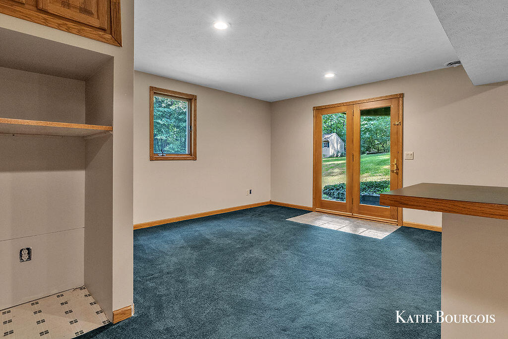 5180 Brookestone Drive NE Rockford MI 49341