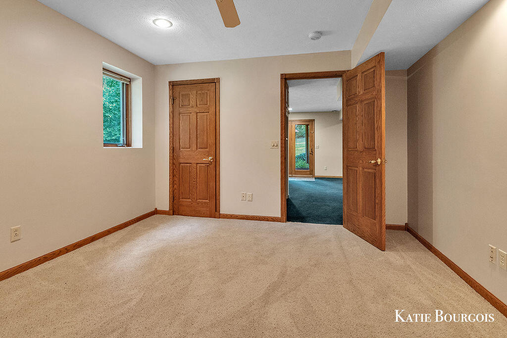 5180 Brookestone Drive NE Rockford MI 49341