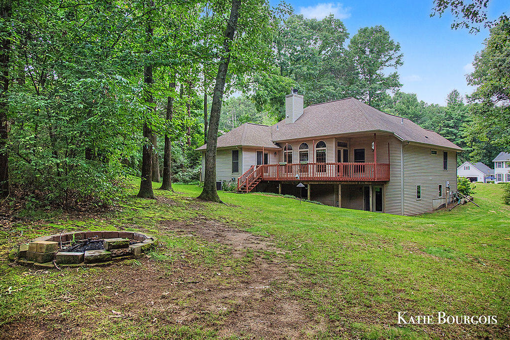 5180 Brookestone Drive NE Rockford MI 49341