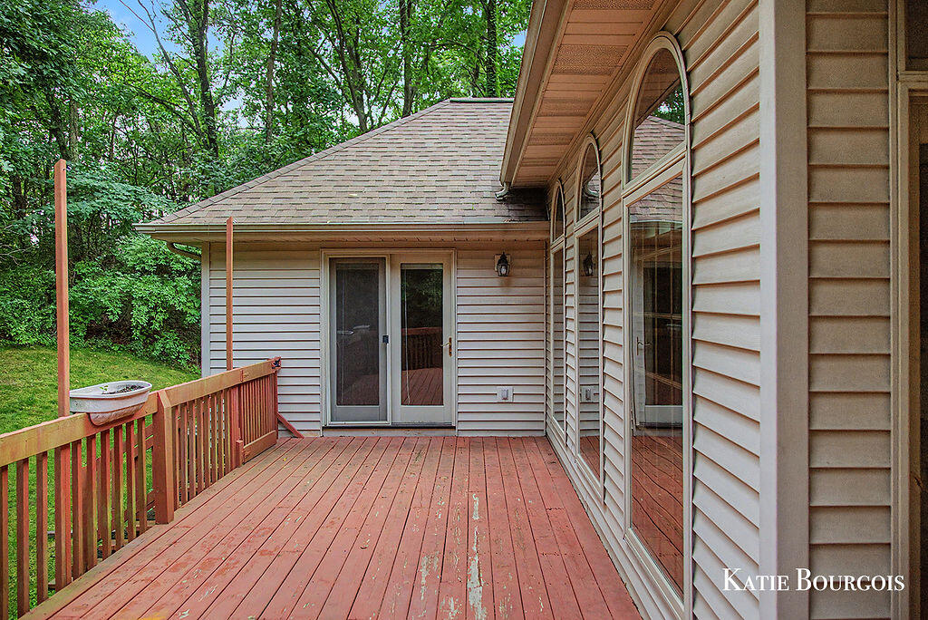 5180 Brookestone Drive NE Rockford MI 49341