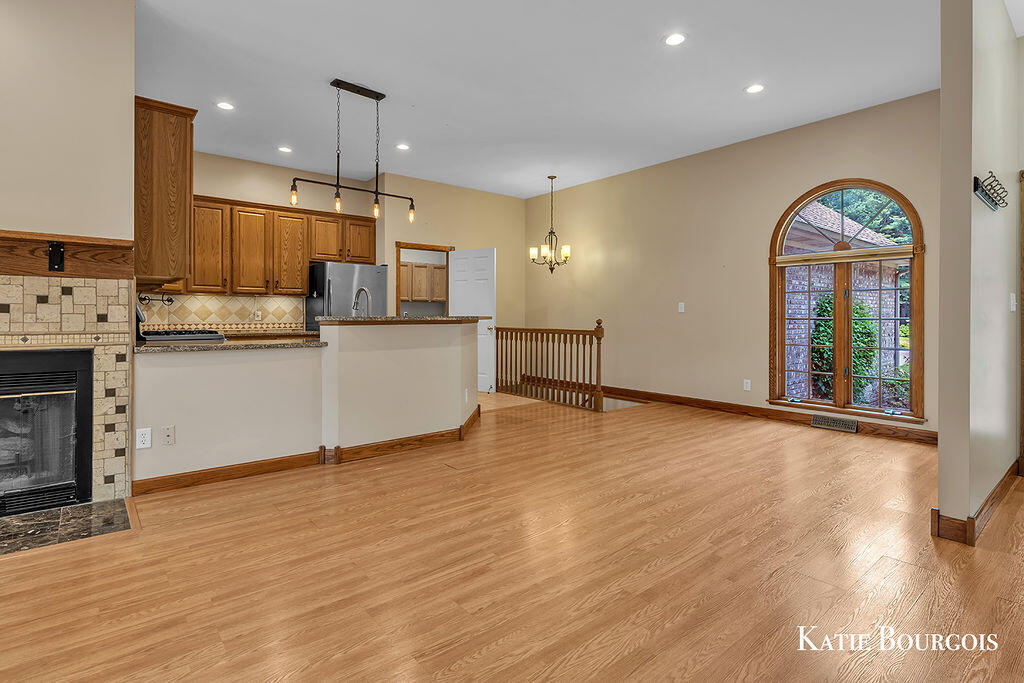 5180 Brookestone Drive NE Rockford MI 49341