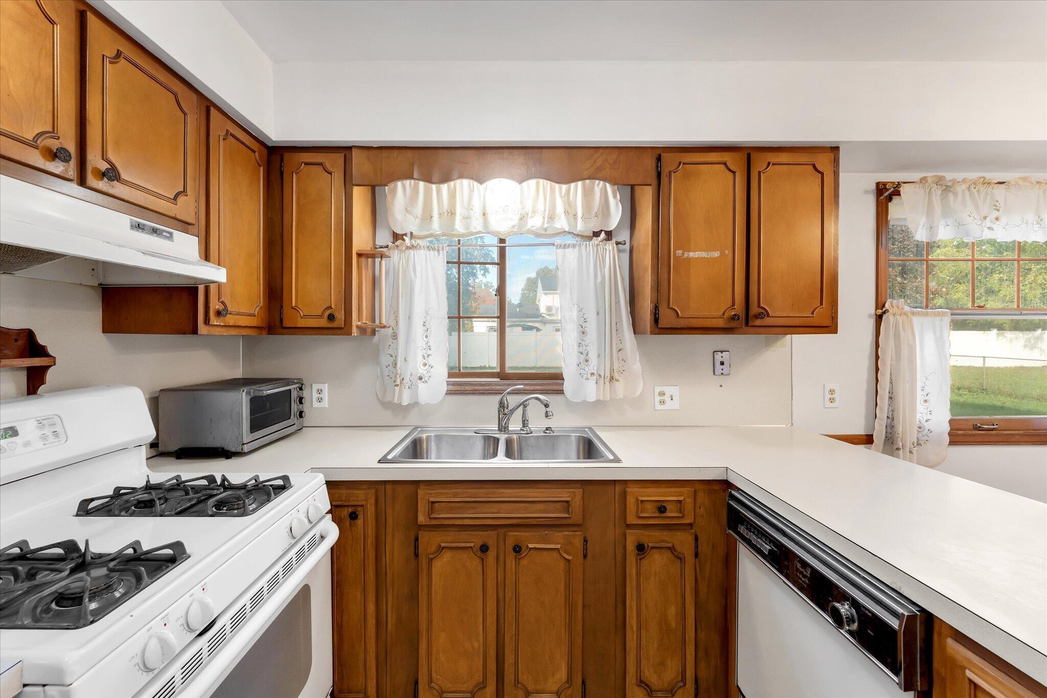455 Maryland Avenue NE Grand Rapids MI 49503
