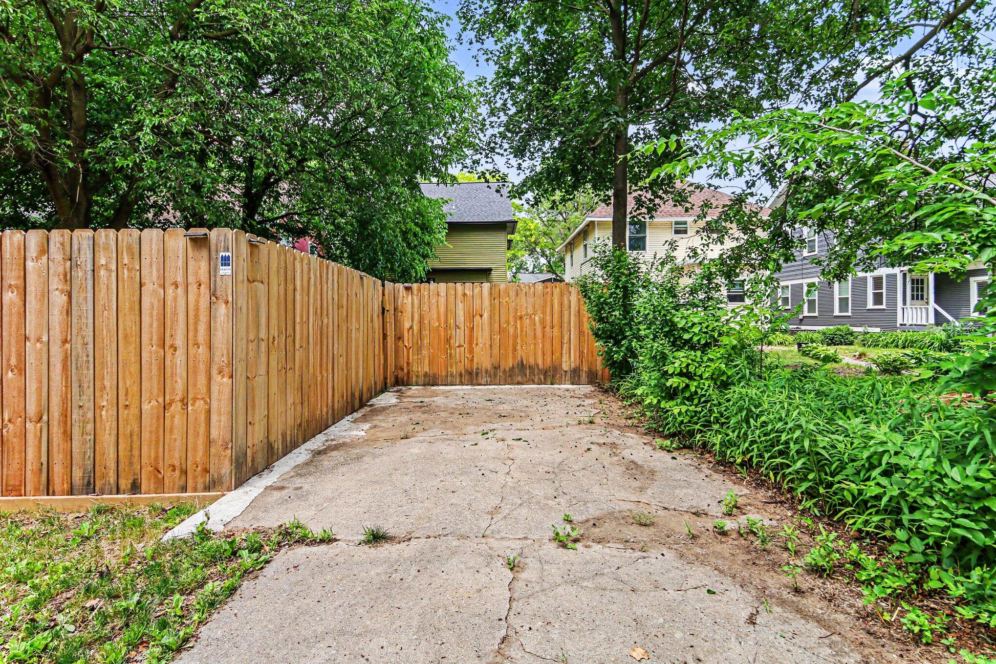 1244 Dunham Street SE Grand Rapids MI 49506