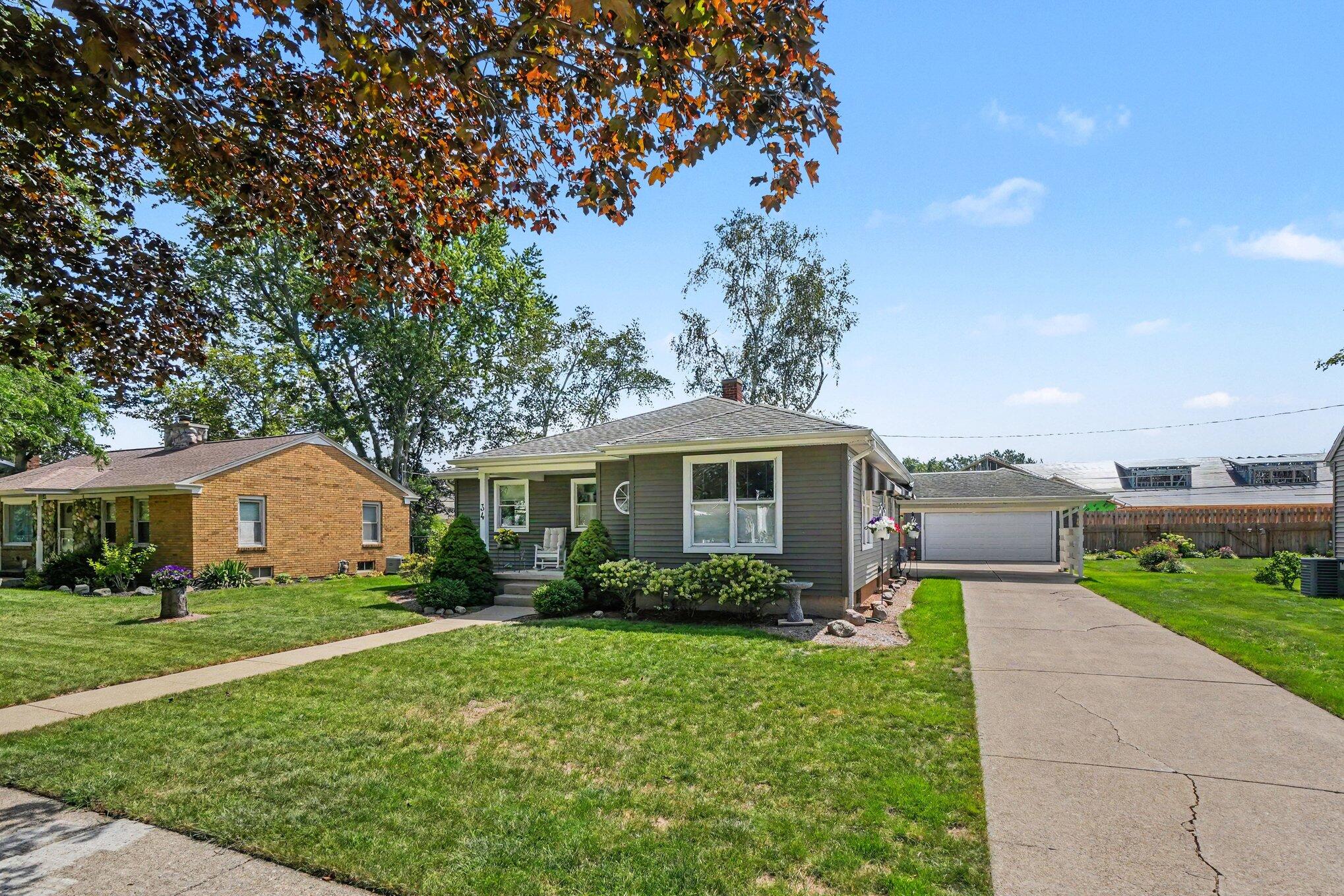 34 E 30th Street Holland MI 49423
