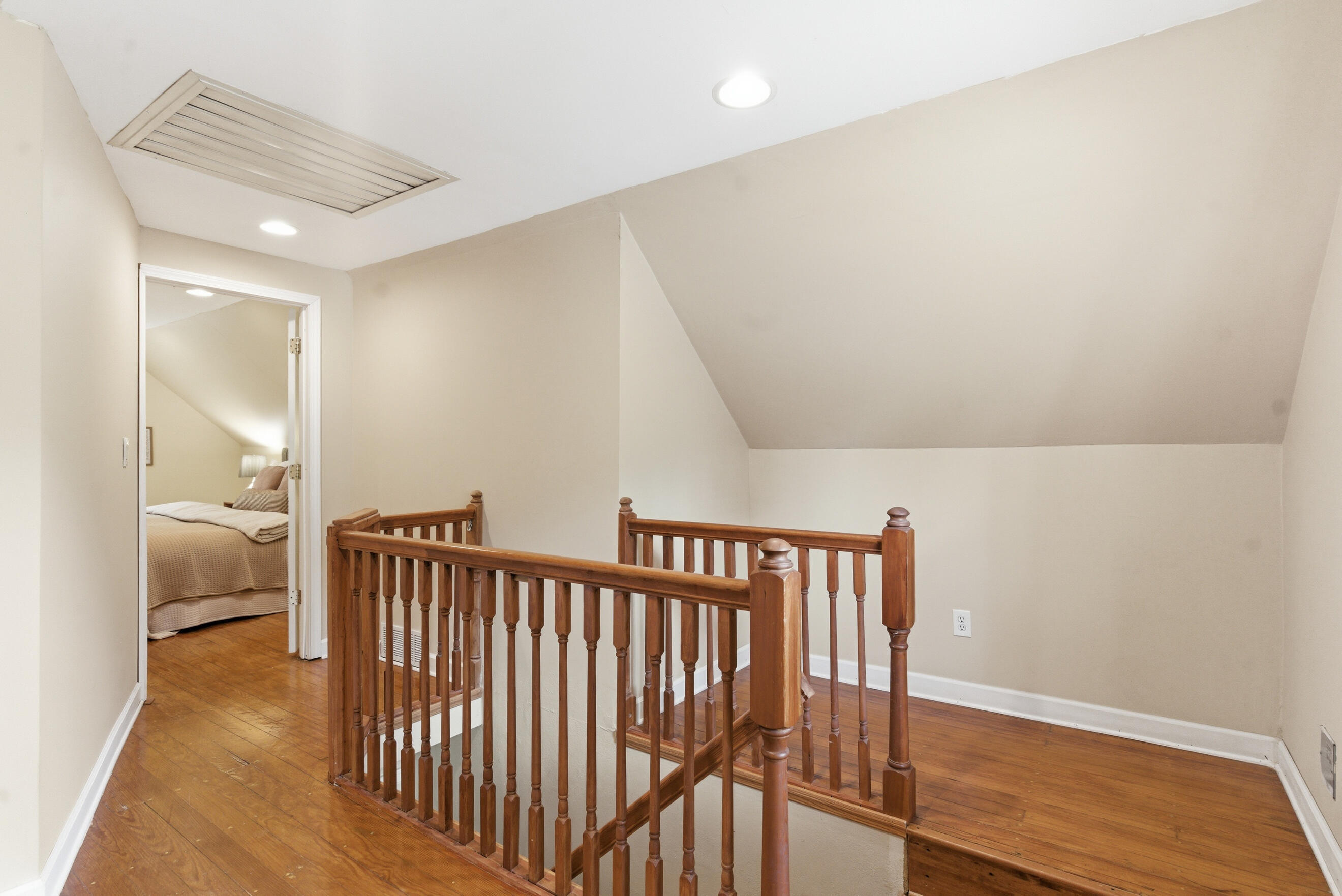 557 Ferris Street Kalamazoo MI 49048
