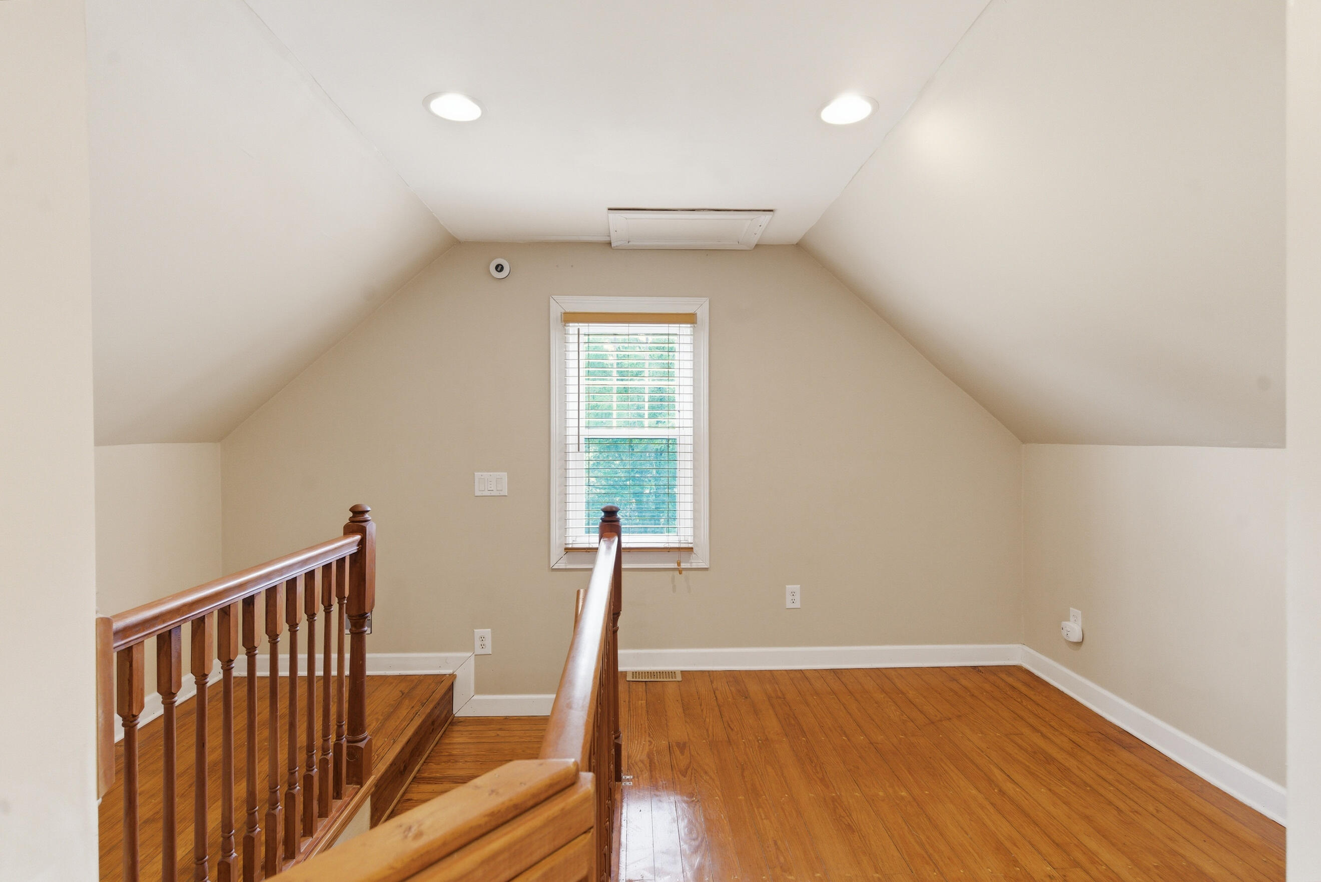 557 Ferris Street Kalamazoo MI 49048