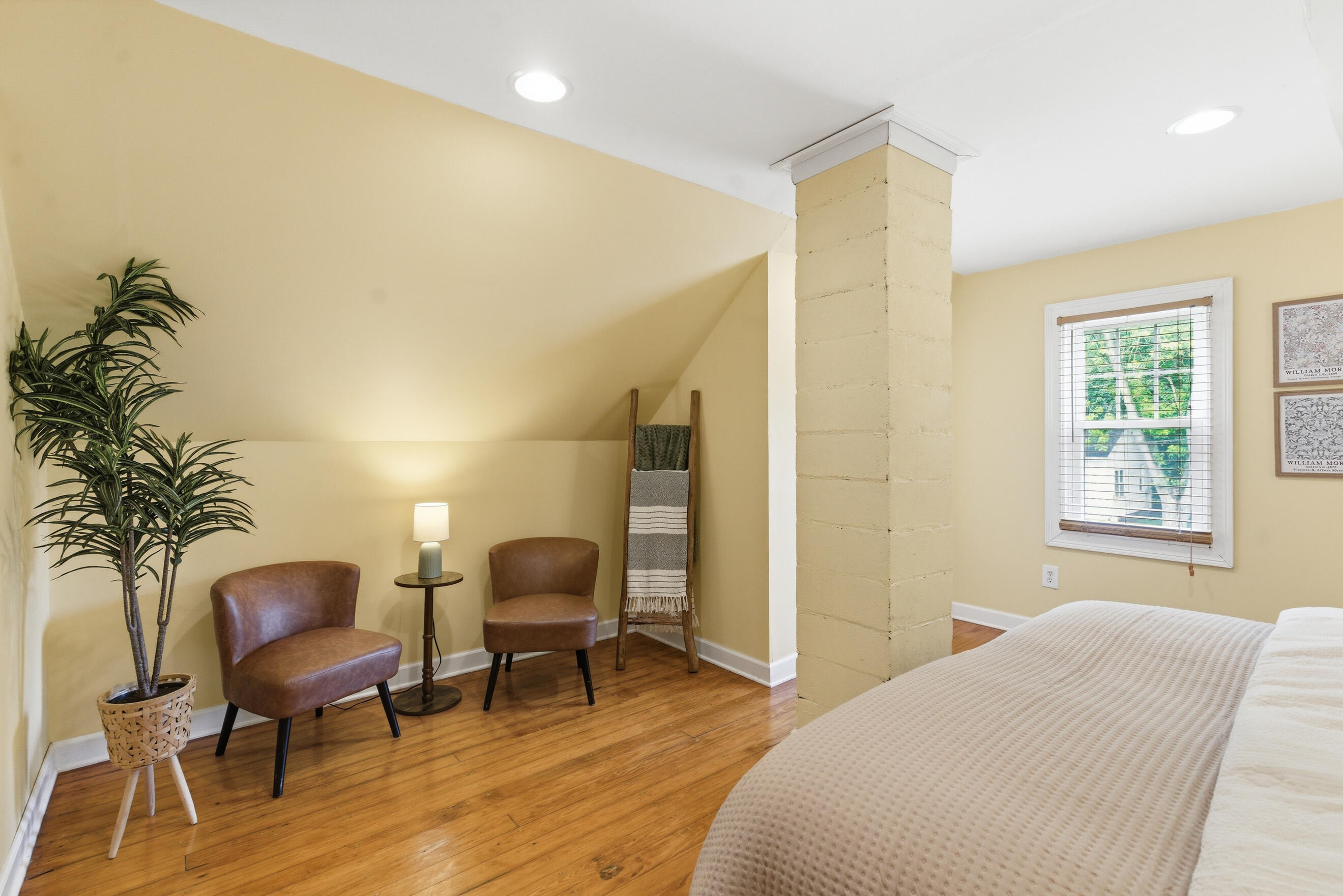 557 Ferris Street Kalamazoo MI 49048