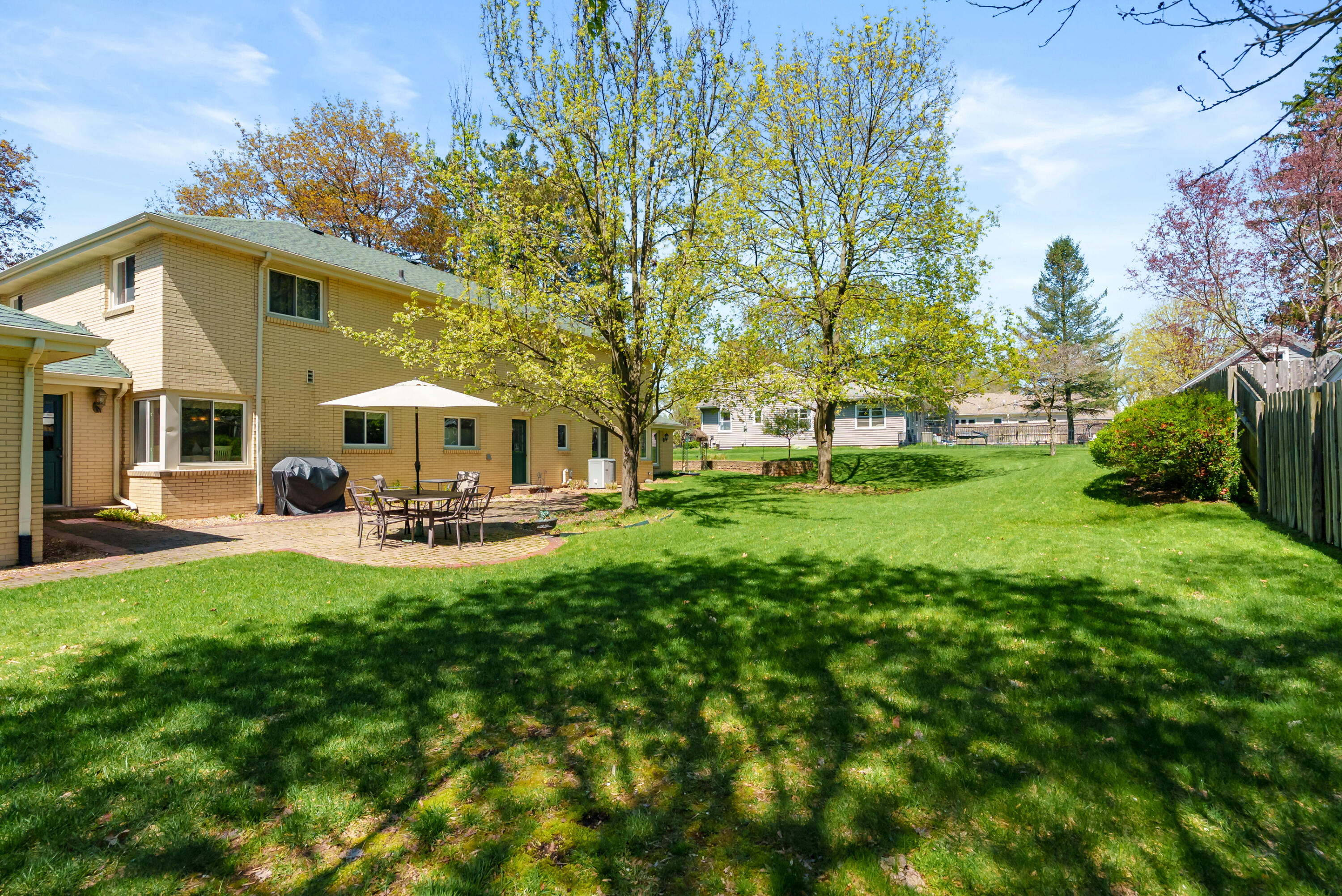 2421 Waite Avenue Kalamazoo MI 49008
