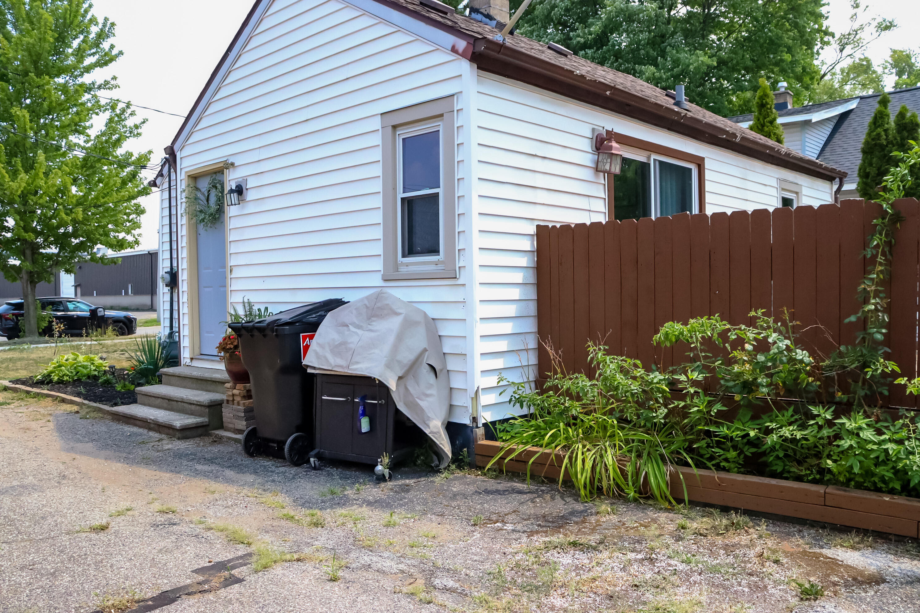 3649 Jefferson Avenue SE Grand Rapids MI 49548
