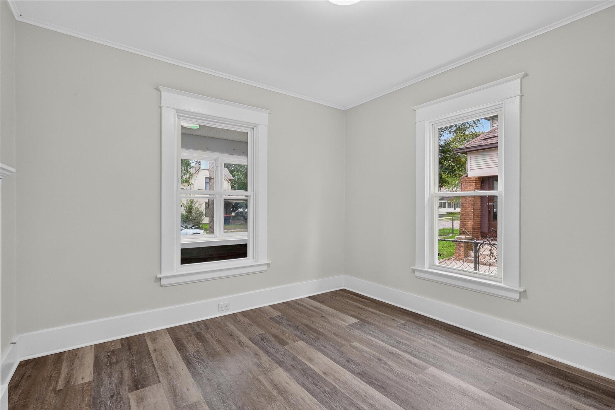 1009 Adams Street SE Grand Rapids MI 49507