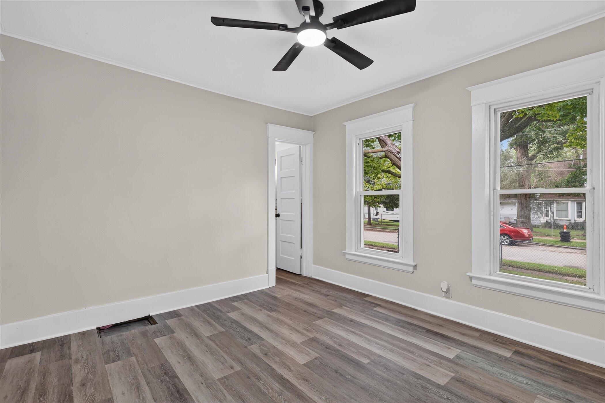 1009 Adams Street SE Grand Rapids MI 49507