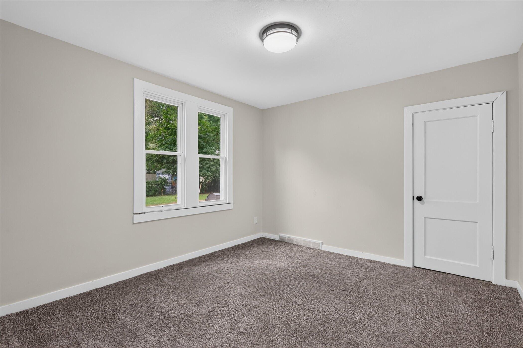 1009 Adams Street SE Grand Rapids MI 49507