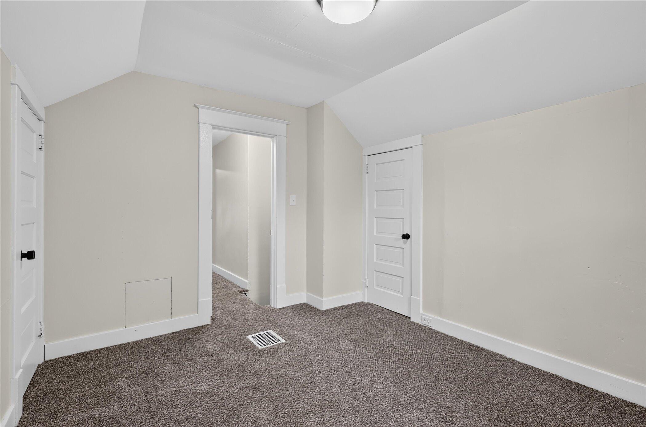 1009 Adams Street SE Grand Rapids MI 49507