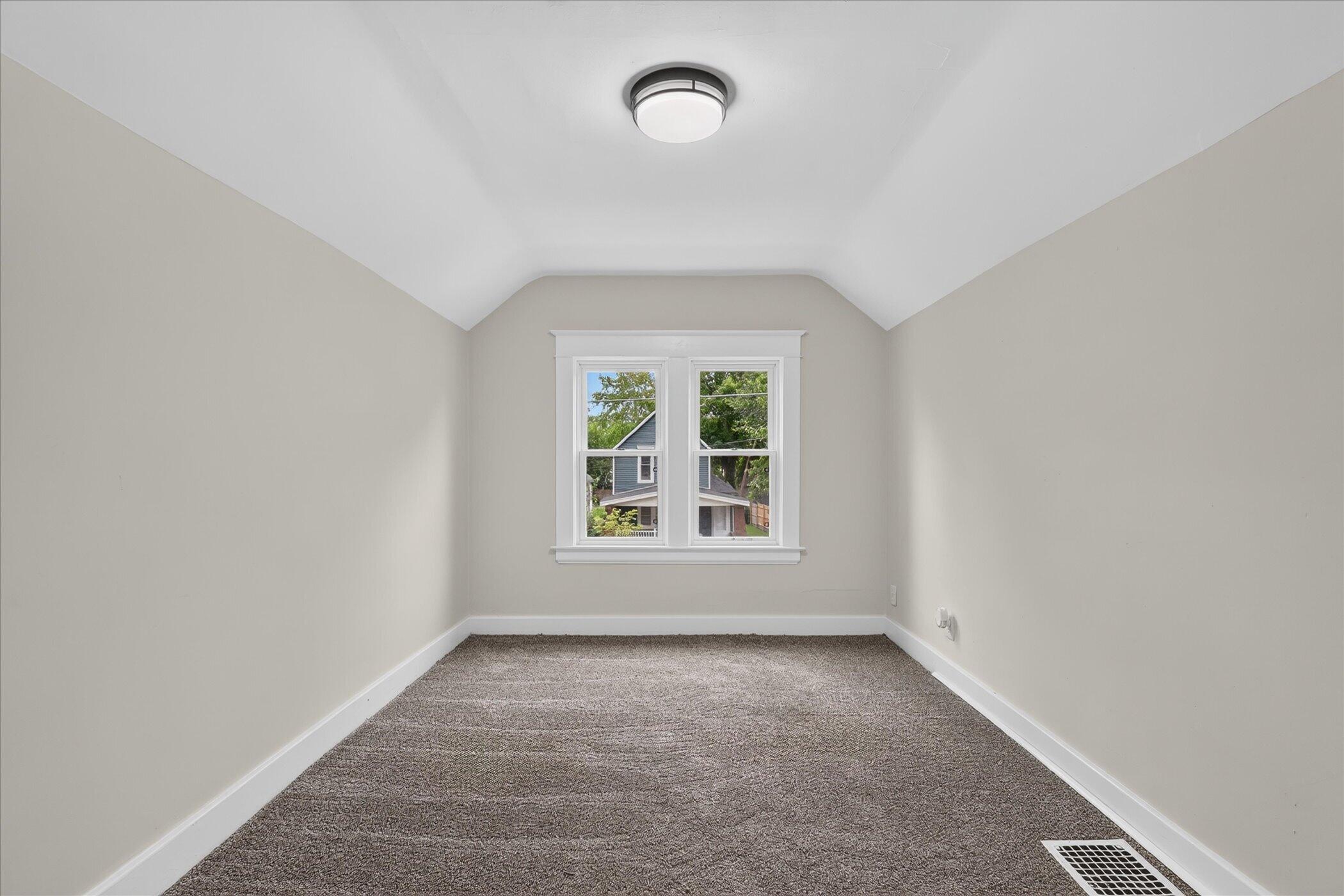 1009 Adams Street SE Grand Rapids MI 49507