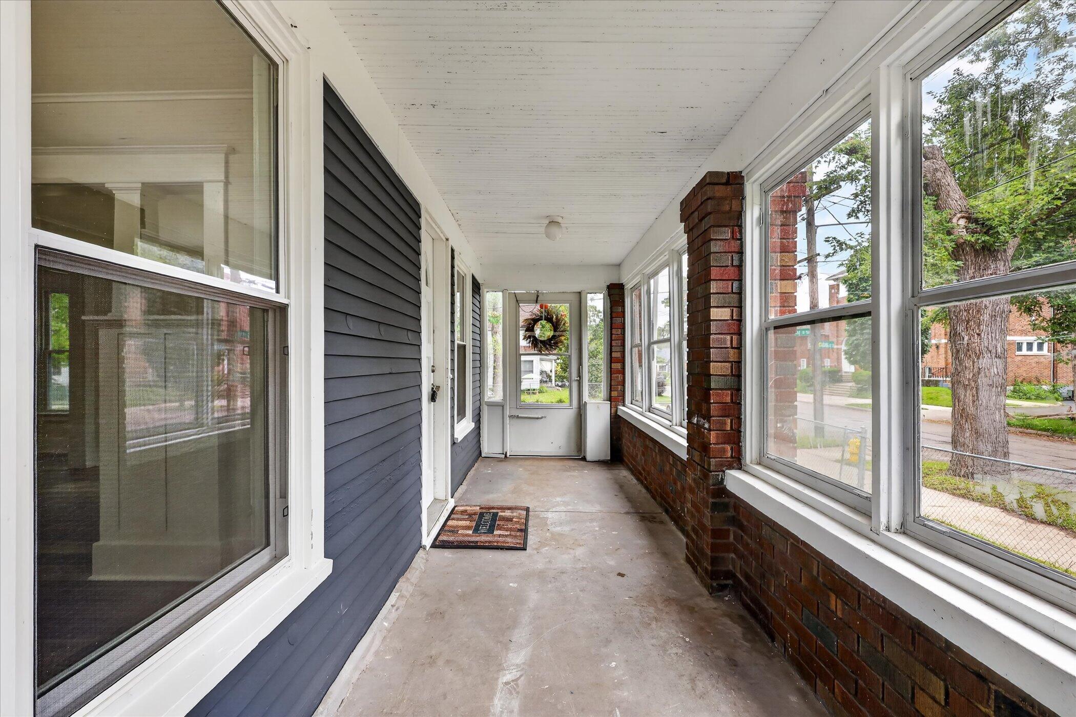 1009 Adams Street SE Grand Rapids MI 49507